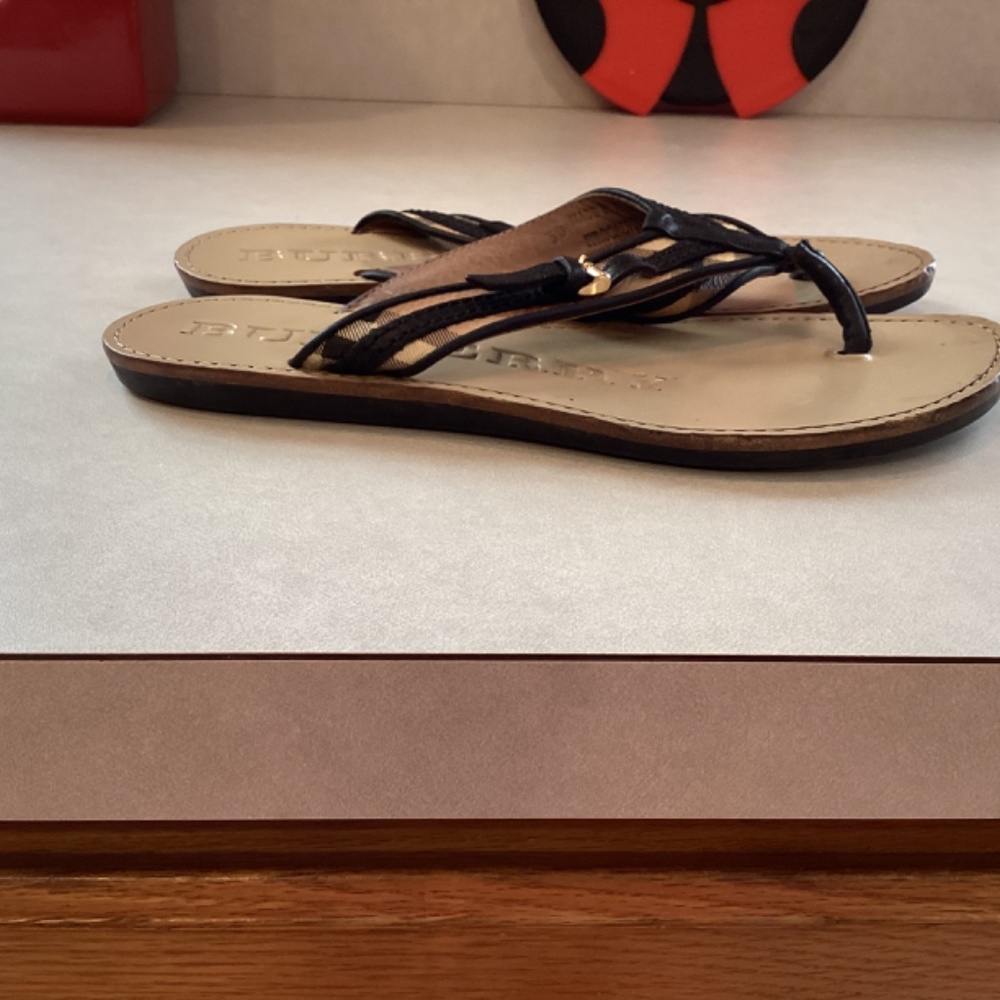 Burberry flats - Picture 4 of 6